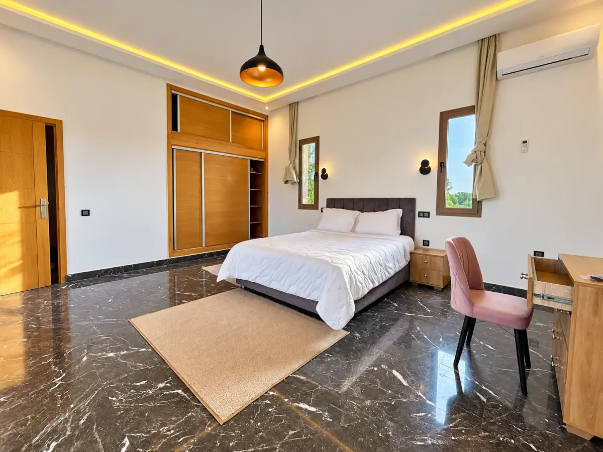 Villa — Villa Bouzar, piscine et jardin d’oliviers sur 2 500 m² — photo 6
