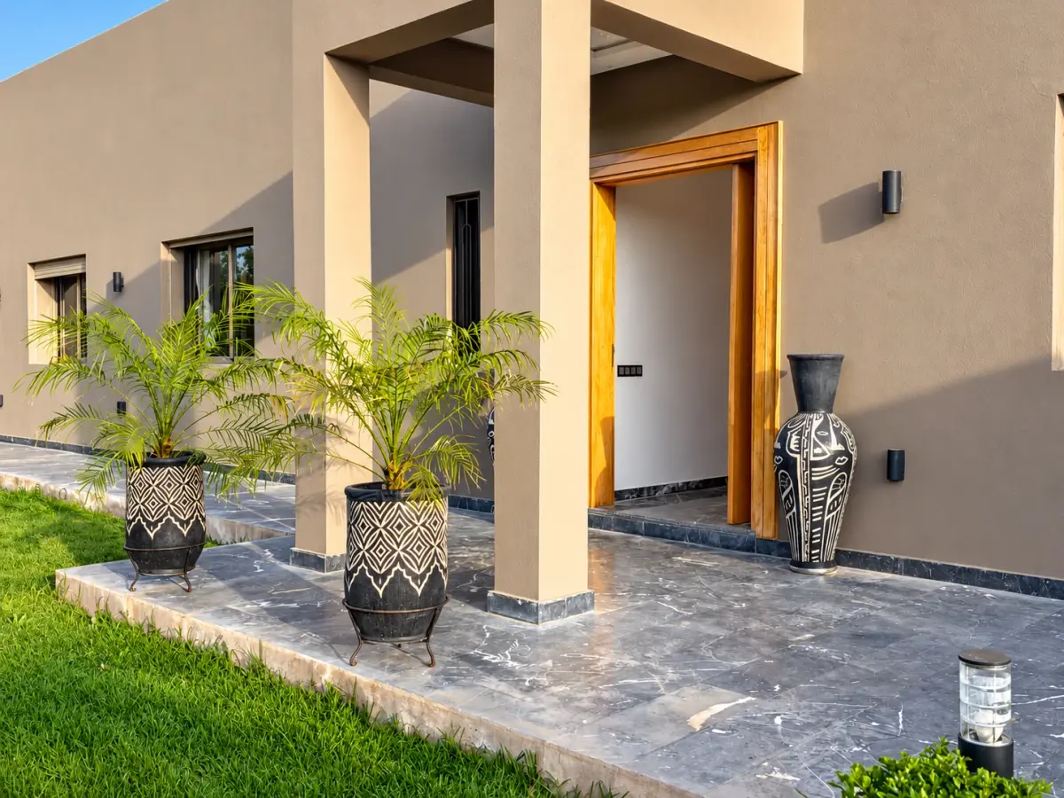 Villa — Villa Bouzar, piscine et jardin d’oliviers sur 2 500 m² — photo 9