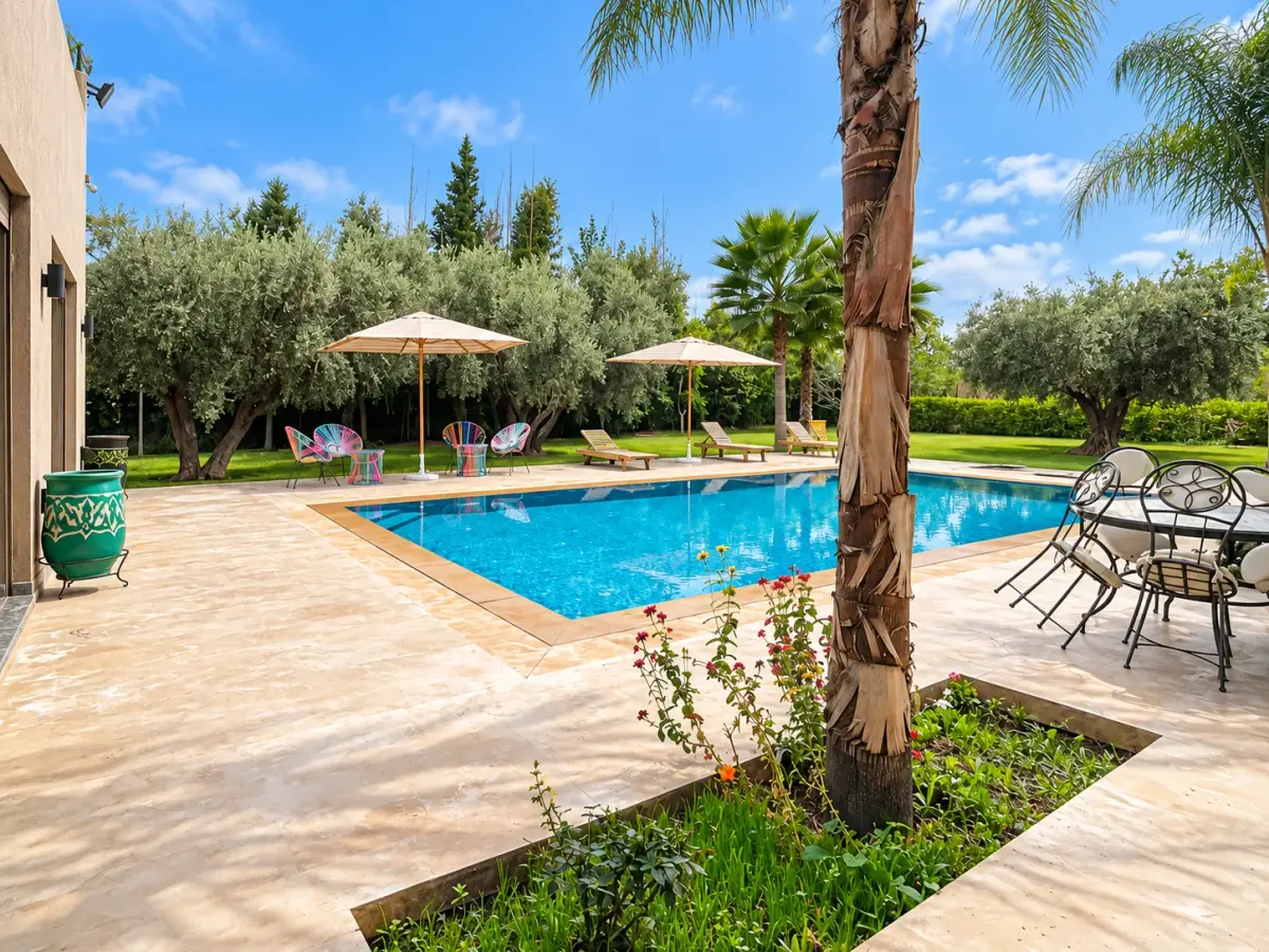 Villa — Villa Bouzar, piscine et jardin d’oliviers sur 2 500 m² — photo 3
